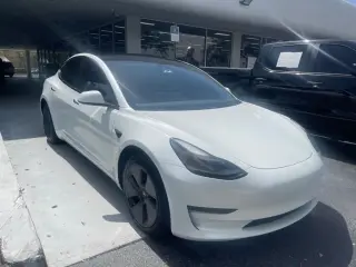 Tesla Model 3 2023 4dr Sedan