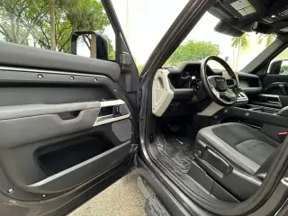 Land Rover Defender 2022 AWD 110 S 4dr SUV