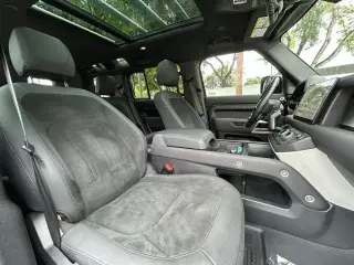 Land Rover Defender 2022 AWD 110 S 4dr SUV
