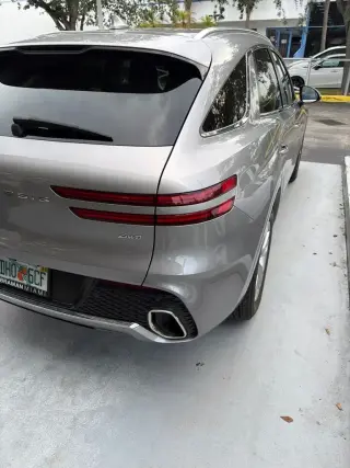 Genesis GV70 2022 AWD 2.5T Standard 4dr SUV