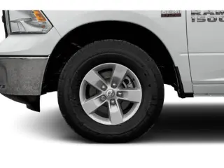 Ram 1500 Classic 2022 4x4 SLT 4dr Quad Cab 6.3 ft. SB Pickup