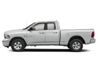 Ram 1500 Classic 2022 4x4 SLT 4dr Quad Cab 6.3 ft. SB Pickup