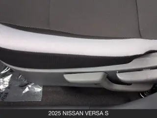 Nissan Versa 2025 S 4dr Sedan CVT