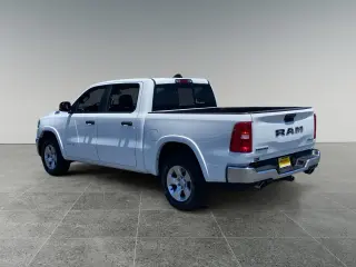 Ram 1500 2025 4x4 Big Horn 4dr Crew Cab 5.6 ft. SB Pickup