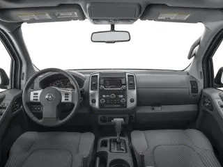 Nissan Frontier 2017 4x4 SV 4dr Crew Cab 6.1 ft. LB 5A