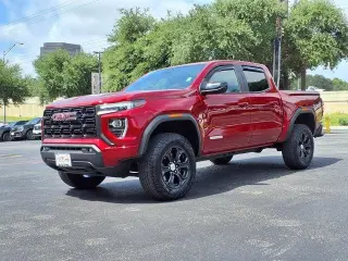 GMC Canyon 2024 4x2 Elevation 4dr Crew Cab 5 ft. SB