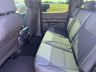 Ford F-150 2025 4x2 STX 4dr SuperCrew 5.5 ft. SB