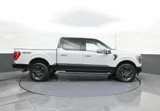 Ford F-150 2023 4x4 Platinum 4dr SuperCrew 5.5 ft. SB