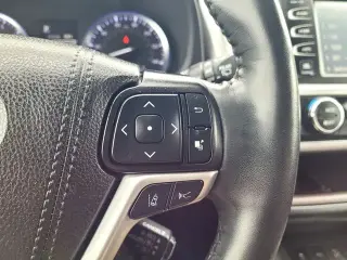 Toyota Highlander 2019 AWD Limited 4dr SUV