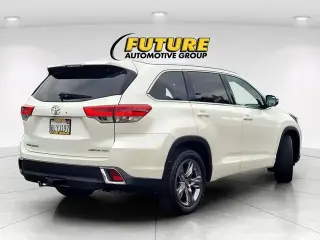 Toyota Highlander 2019 AWD Limited 4dr SUV