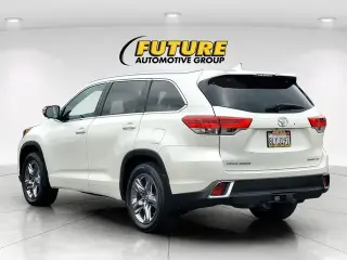Toyota Highlander 2019 AWD Limited 4dr SUV