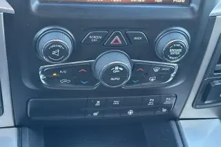 Ram 1500 2017 4x4 Lone Star 4dr Crew Cab 5.5 ft. SB Pickup