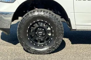 Ram 1500 2017 4x4 Lone Star 4dr Crew Cab 5.5 ft. SB Pickup