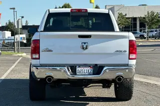 Ram 1500 2017 4x4 Lone Star 4dr Crew Cab 5.5 ft. SB Pickup