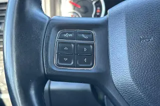 Ram 1500 2017 4x4 Lone Star 4dr Crew Cab 5.5 ft. SB Pickup