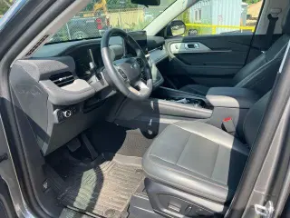 Ford Explorer 2025 AWD Active 4dr SUV