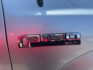 Ford F-150 2019 4x4 XL 4dr SuperCrew 5.5 ft. SB