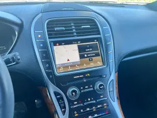 Lincoln Nautilus 2019 AWD Reserve 4dr SUV