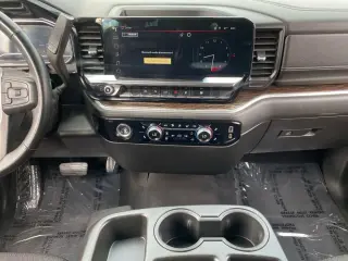 GMC Sierra 1500 2024 4x4 SLE 4dr Crew Cab 5.8 ft. SB