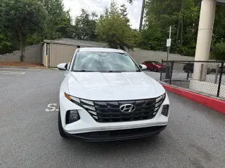 Hyundai TUCSON 2023 SE 4dr SUV