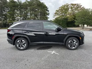 Hyundai TUCSON 2026 SEL 4dr SUV