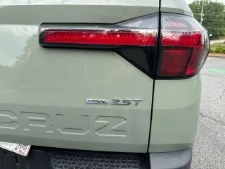 Hyundai SANTA CRUZ 2023 AWD Limited 4dr Crew Cab 4.3ft SB