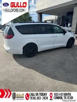 Chrysler Pacifica 2024 Limited 4dr Mini-Van