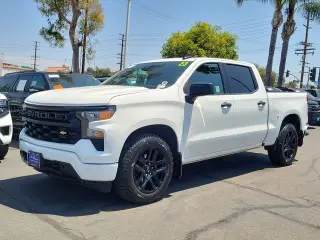 Chevrolet Silverado 1500 2023 4x2 Custom 4dr Crew Cab 5.8 ft. SB