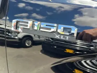 Ford F-150 2019 4x4 Lariat 4dr SuperCrew 5.5 ft. SB
