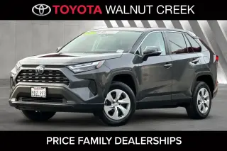Toyota RAV4 2023 LE 4dr SUV