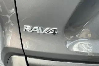 Toyota RAV4 2023 LE 4dr SUV