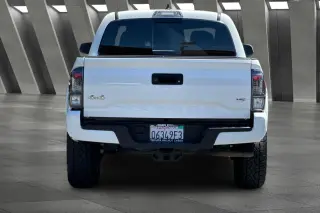 Toyota Tacoma 2021 4x4 SR5 V6 4dr Double Cab 5.0 ft SB