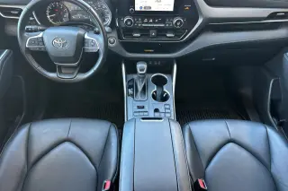 Toyota Highlander 2023 AWD XLE 4dr SUV