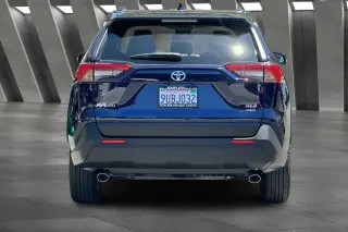 Toyota RAV4 2025 AWD XLE 4dr SUV