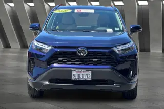 Toyota RAV4 2025 AWD XLE 4dr SUV