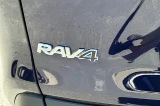 Toyota RAV4 2025 AWD XLE 4dr SUV