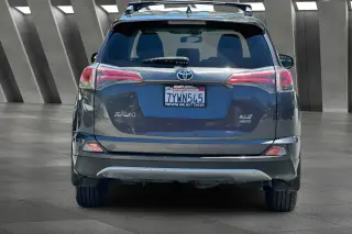 Toyota RAV4 2017 AWD XLE 4dr SUV