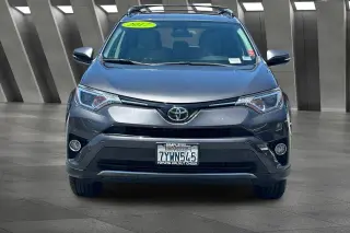 Toyota RAV4 2017 AWD XLE 4dr SUV