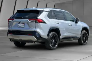 Toyota RAV4 Hybrid 2023 AWD SE 4dr SUV