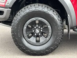 Ford F-150 2018 4x4 Raptor 4dr SuperCrew 5.5 ft. SB
