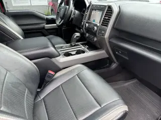 Ford F-150 2018 4x4 Raptor 4dr SuperCrew 5.5 ft. SB