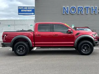 Ford F-150 2018 4x4 Raptor 4dr SuperCrew 5.5 ft. SB