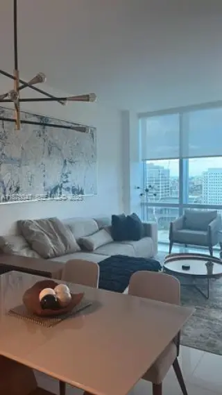 Propiedad en alquiler con 1 dormitorio y 2 baños en Miami