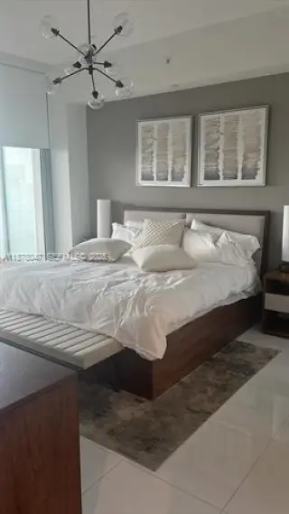 Propiedad en alquiler con 1 dormitorio y 2 baños en Miami