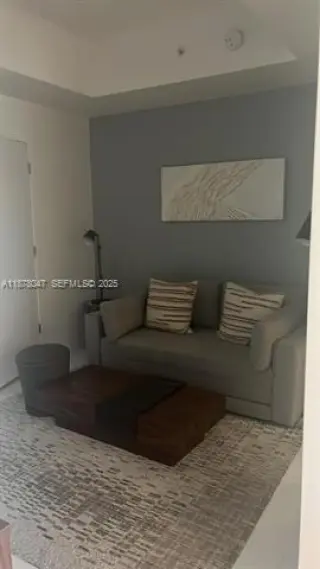 Propiedad en alquiler con 1 dormitorio y 2 baños en Miami