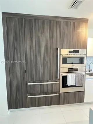 Propiedad en alquiler con 1 dormitorio y 2 baños en Miami
