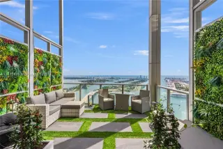 Propiedad en alquiler con 2 habitaciones y 2 baños en Miami