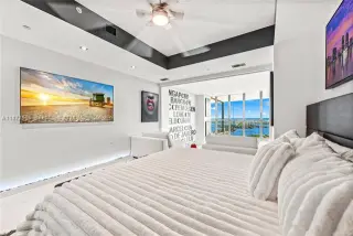 Propiedad en alquiler con 2 habitaciones y 2 baños en Miami