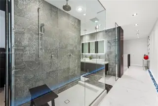Propiedad en alquiler con 2 habitaciones y 2 baños en Miami