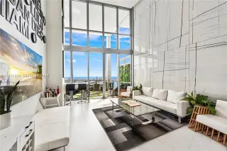 Propiedad en alquiler con 2 habitaciones y 2 baños en Miami